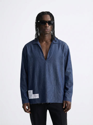 Camicia Oversize in Denim Leggero con Collo Aperto
